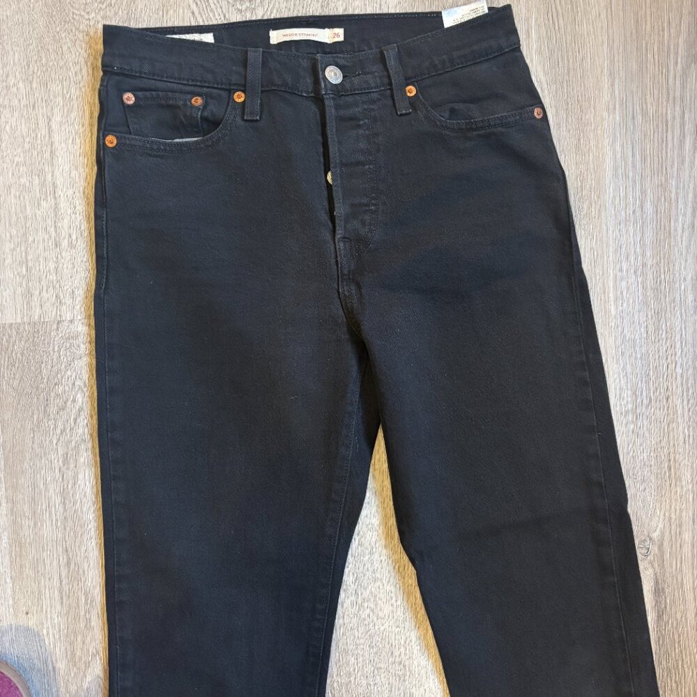 Levi's Women's Wedgie Straight Jeans Dark Black Size 26x26 - Picture 9 of 10